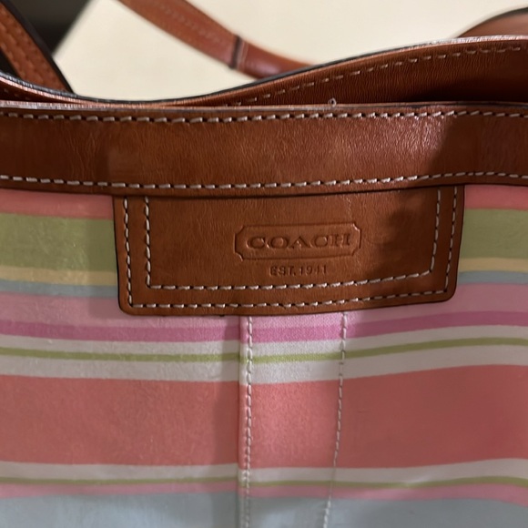 COACH HAMPTON PASTEL MULTICOLORED STRIPED LARGE TOTE BAG F13553 - Picture 7 of 12